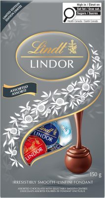 Lindt LINDOR Limited Edition Assorted Chocolate Bag. 150g. Perfect for Christmas. Christmas Gift. Holiday candy
